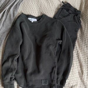 Zara kids long sleeve and jogger woven pants. Boys 10 Dk gray